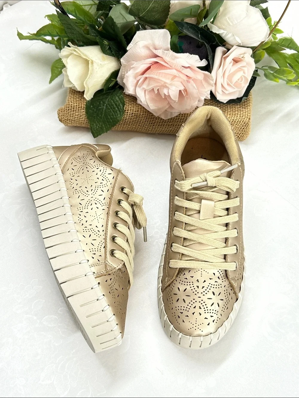 easy street comfortable women